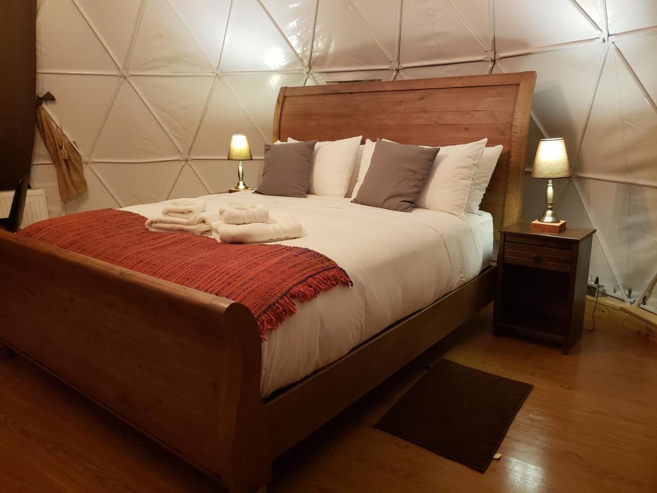 Garden Domes Villa Puerto Natales Ngoại thất bức ảnh
